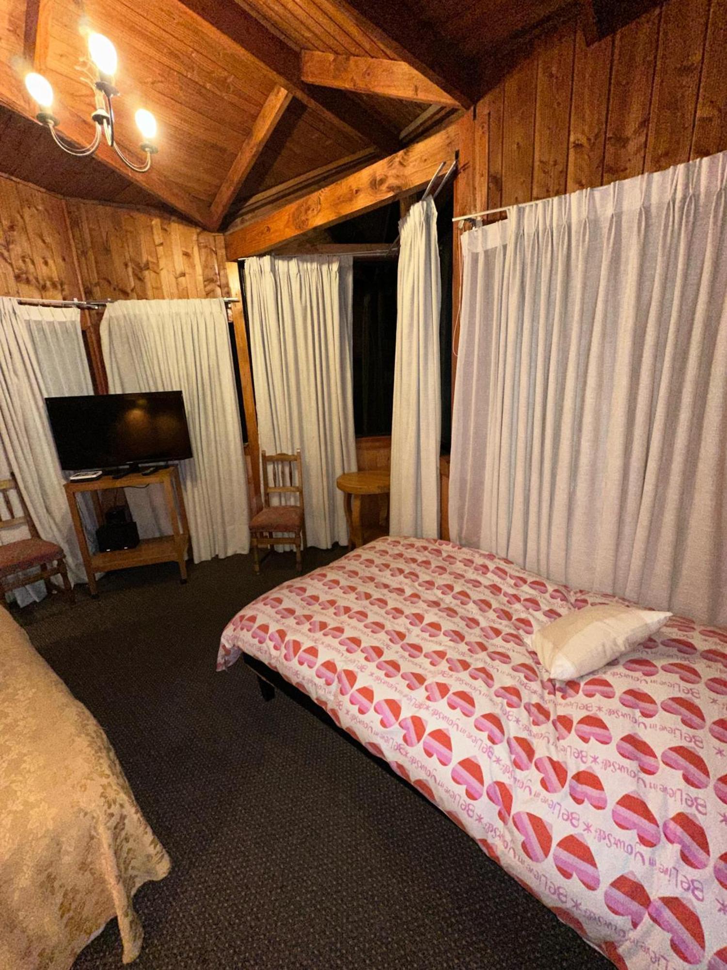 Hotel Los Maitenes Pucón Екстериор снимка