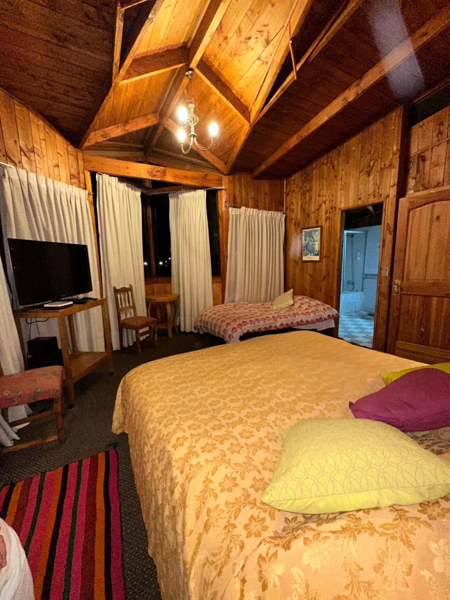 Hotel Los Maitenes Pucón Екстериор снимка
