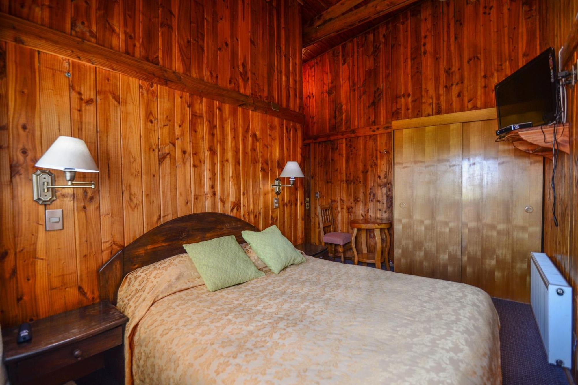 Hotel Los Maitenes Pucón Екстериор снимка